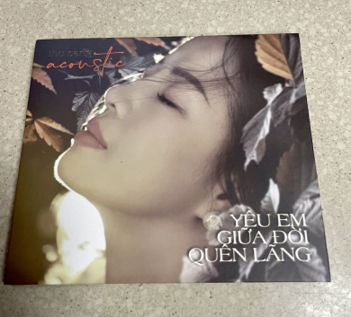 CD  - YÊU EM GIỮA ĐỜI QUÊN LÃNG -  THU SANG ACOUSTIC